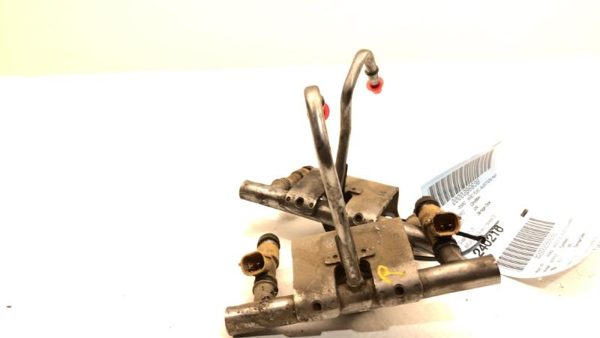 2005-11 Subaru Impreza Complete Fuel Rail With Injectors Set Loaded Oem 2.5L — photo 3