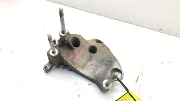 2008 Pontiac G8 Mount Bracket Set For Alternator Oem 3.6L 92066396 — photo 2