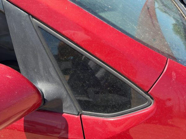 2004-2009 Toyota Prius Passenger Right Quarter Glass Side Window 6271047011 — photo 4