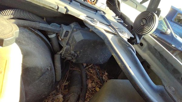 2000-2002 Chevy Suburban Cruise Control Servo Assembly Module With Cable Oem — photo 3