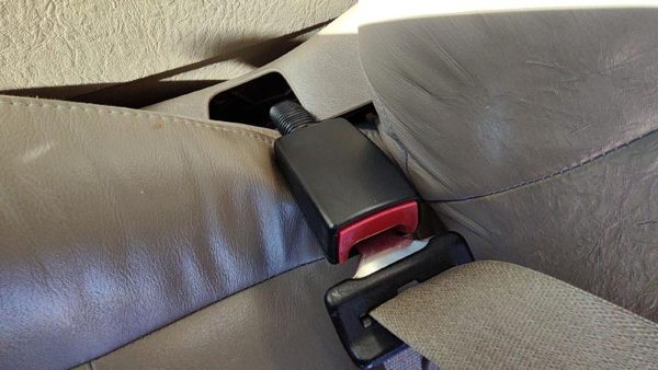 2007 Ford Escape Front Seat Belt Nh Dark Pebble Tan — photo 3