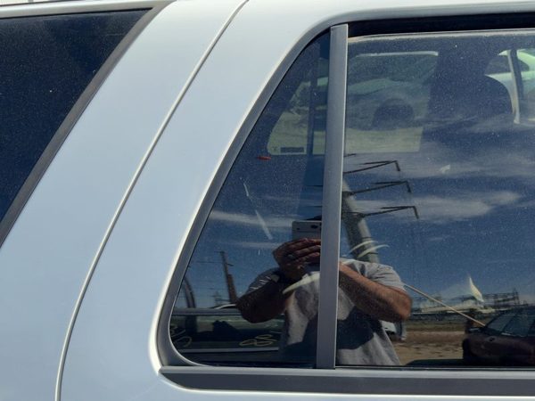95-05 S10 Blazer Passenger Right Rear Vent Window Back Door Glass With Frame Oem — photo 1