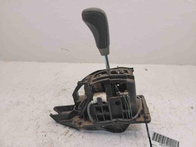 2005 Nissan Armada Transmission Shift Assembly Automatic Floor Shifter Oem Lever