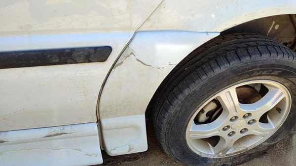 05-09 Chevy Uplander Driver Left Rear Moulding On Quarter Panel Oem White 50U — photo 3