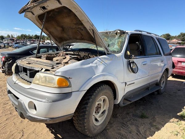 1998 Lincoln Navigator — vehicle photo 1