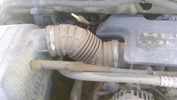 2007 Dodge Ram 1500 Intake Tube Resonator Pipe Elbow Rubber Oem Hose 5.7L Hemi — photo 2