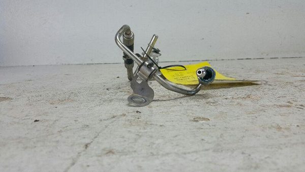 2013 Cadillac Srx 3.6L Fuel Line Oem 12633596 — photo 3