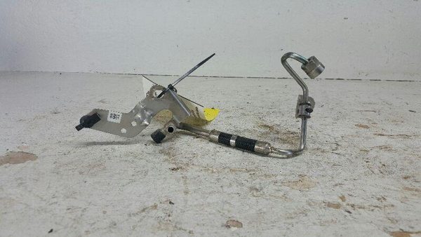 2013 Cadillac Srx 3.6L Fuel Line Oem 12633596 — photo 6