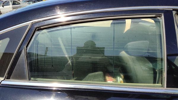 2013-2019 Nissan Sentra Passenger Right Rear Side Window Door Glass Oem Back — photo 2