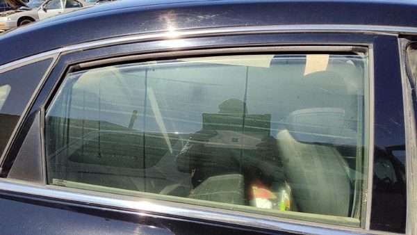 2013-2019 Nissan Sentra Passenger Right Rear Side Window Door Glass Oem Back — photo 3