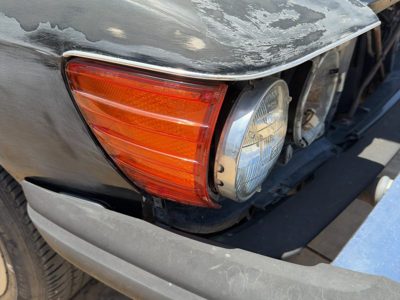 72-80 450Sl 107 Passenger Right Front Turn Signal Light Lamp Oem Fender Mounted