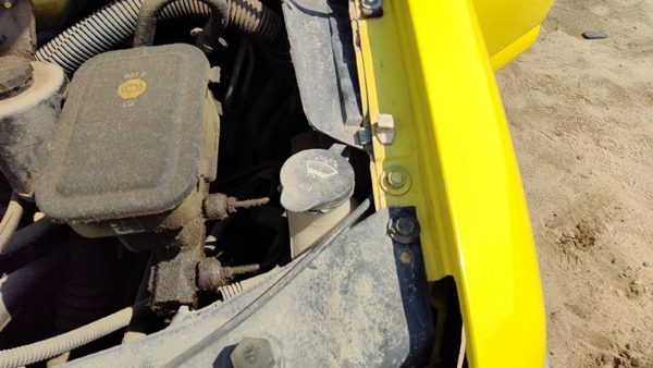 97-02 Express Van 2500 Windshield Washer Fluid Reservoir With Pump Wiper Tank — photo 4