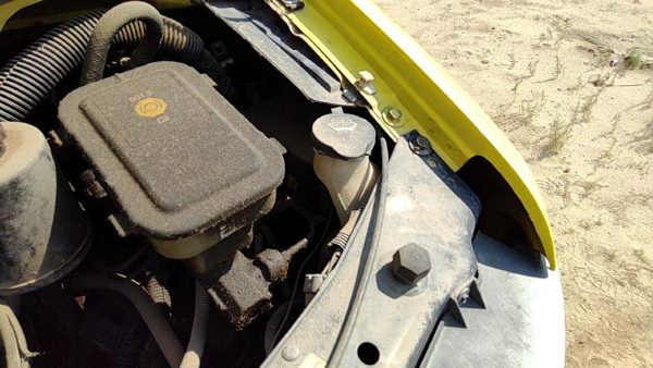 97-02 Express Van 2500 Windshield Washer Fluid Reservoir With Pump Wiper Tank — photo 1