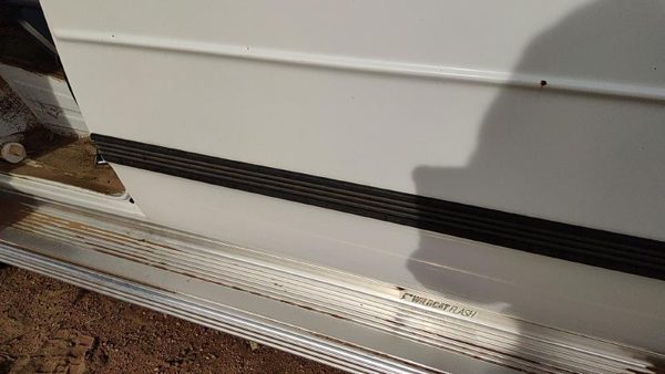 1992-1996 Gmc Van 3500 Driver Left Rear Moulding On Quarter Panel Oem — photo 5