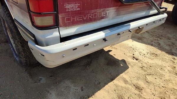 1993 Chevrolet S10 Blazer Rear Bumper Assembly Red — photo 6