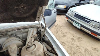 1985-1992 Volvo 740 Driver Left Hood Hinge Assembly Oem Silver 35286772