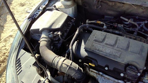 12-14 Cruze Complete Air Intake Cleaner Filter Box Housing With Tube Oem 1.4L — photo 3
