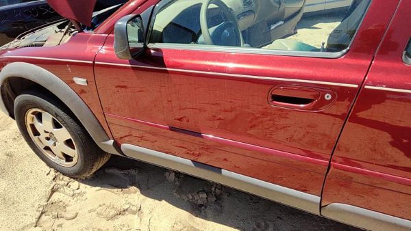 2001 Volvo V70 Front Door LH Red 445 — photo 5
