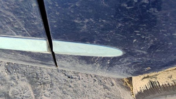 2001-2007 Dodge Caravan Driver Left Rear Moulding On Quarter Panel Oem — photo 2