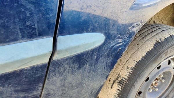 2001-2007 Dodge Caravan Driver Left Rear Moulding On Quarter Panel Oem — photo 4