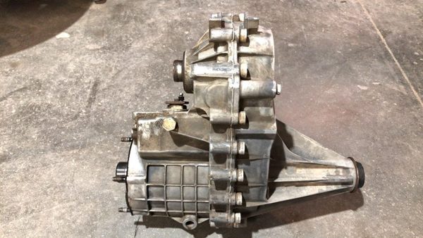 1999-2006 Silverado 1500 Transfer Case Assembly Oem 4X4 4Wd Tcase Np2 — photo 9