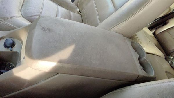 2004-2005 Ford Explorer Center Console Lid Only Oem Arm Rest Fold Down Tan Gp — photo 1