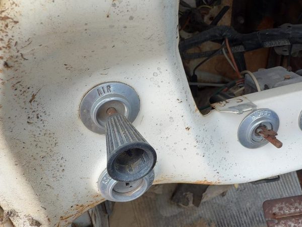 1967-1972 Ford F350 Air Control Knob with Cable Manual 2WD Factory OEM — photo 2