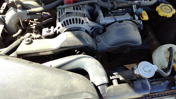 00-04 Legacy Outback Drive Belt Shield Engine Cover Oem 2.5L — photo 1
