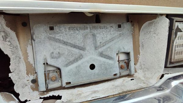 1978-1983 Chevy Malibu Fuel Tank Door With Hinge Gas Lid Oem Filler Tan — photo 2