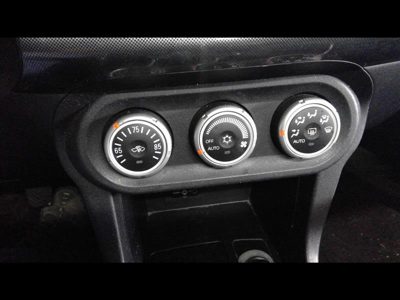 2008-2012 Mitsubishi Lancer Temperature Control With Trim Surround Panel Oem