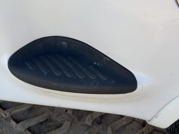 1999-2000 Ford F150 Driver Left Rear Moulding On Quarter Panel Oem — photo 3