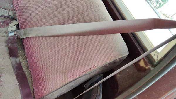 73-91 Gmc Sierra C3500 Driver Left Front Seat Belt Retractor Oem Shoulder Red — photo 2