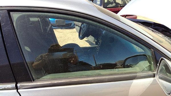 2004-2008 Pontiac Grand Prix Passenger Right Front Side Window Door Glass Oem — photo 1