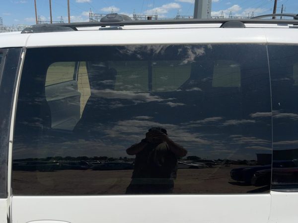 96-00 Town & Country Driver Left Rear Side Window Door Glass Back 04797159 — photo 2