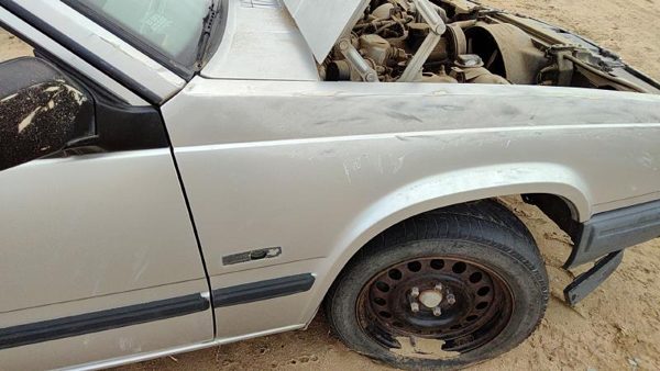 1991 Volvo 740 Fender RH Silver — photo 5