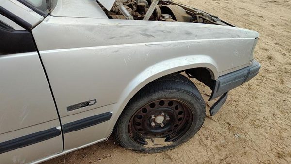 1991 Volvo 740 Fender RH Silver — photo 7