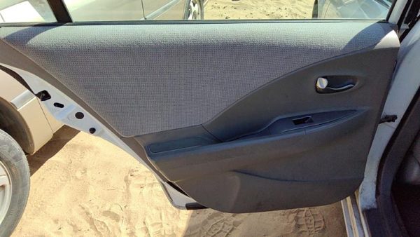 02-04 Nissan Altima Driver Left Rear Door Trim Panel With Switches Back Frost K — photo 1
