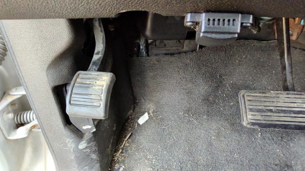 2007-2014 Chevy Tahoe Parking Brake Pedal Assembly Oem Complete Emergency Unit — photo 2