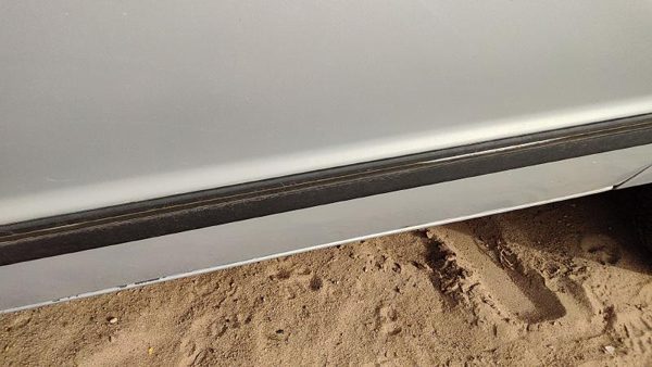 82-93 Chevy S10 Pickup Passenger Right Front Moulding From Door Oem Trim Strip — photo 4