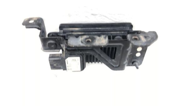 2016-2018 Hyundai Tucson Distance Radar Sensor Module Front Bumper Radar Unit — photo 6