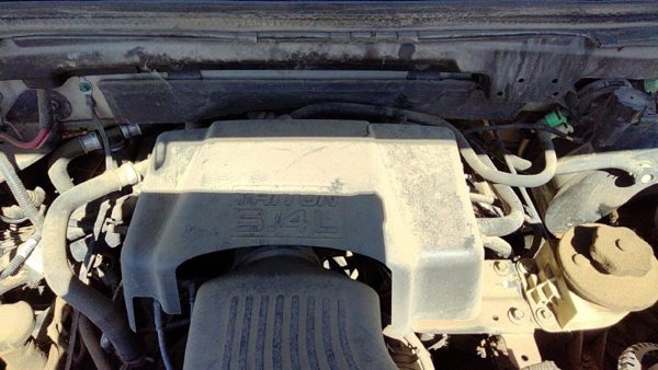 1999-2002 Ford Expedition Engine Cover Top Plastic Shield Oem 5.4L Xl3Z9E766Ea — photo 3