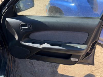 95-97 Maxima Passenger Right Front Door Trim Panel With Switches Sedan Gxe Black