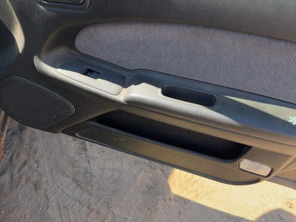 95-97 Maxima Passenger Right Front Door Trim Panel With Switches Sedan Gxe Black — photo 10