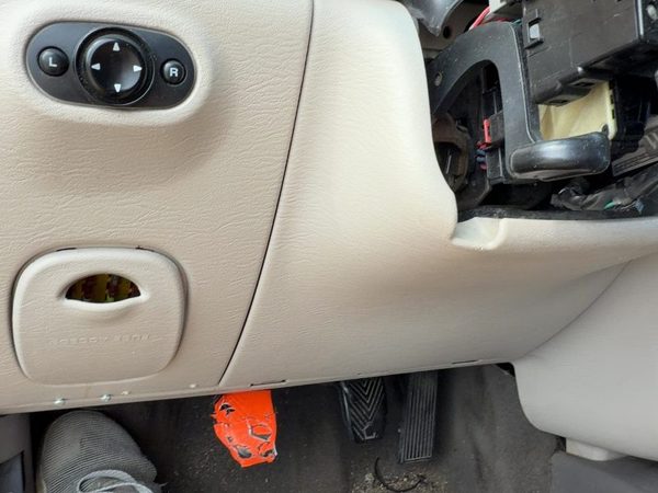 01-05 Pt Cruiser Lower Dash Under Column Knee Bolster Trim Panel Taupe/Beige Fl — photo 1