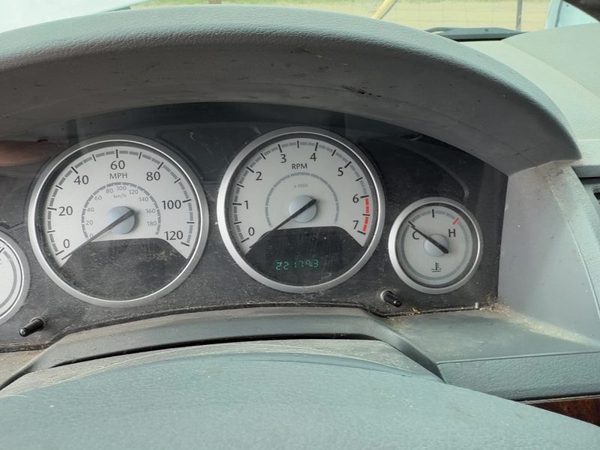10 Chrysler Town & Country Speedometer Cluster Instrument Gauges Panel Oem Dash — photo 2