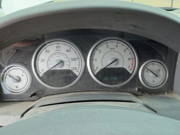 10 Chrysler Town & Country Speedometer Cluster Instrument Gauges Panel Oem Dash — photo 3