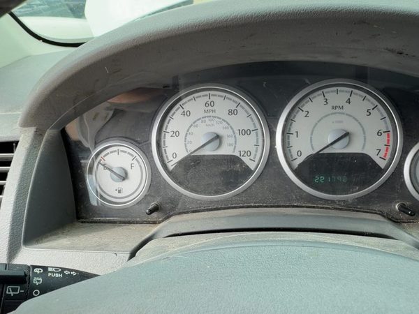10 Chrysler Town & Country Speedometer Cluster Instrument Gauges Panel Oem Dash — photo 4