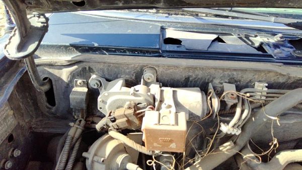 1993-1995 Nissan Pathfinder Windshield Wiper Motor Oem 2881559G00 — photo 1