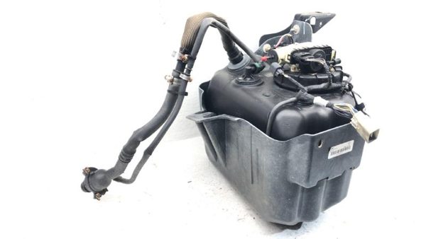 2011-2016 Ford F250 Deisel Exhaust Fluid Tank Oem Def 6.7L Powerstroke — photo 1