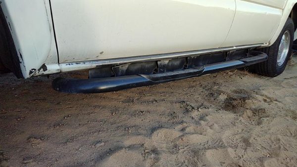 2001-2006 Chevy Suburban Passenger Right Running Board Side Step Z71 15766083 — photo 1